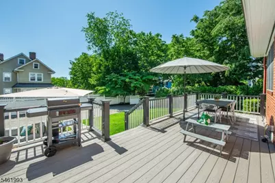 331 Grove St, Montclair, NJ 07042 - Photo 13