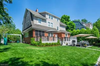 331 Grove St, Montclair, NJ 07042 - Photo 15