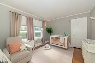 331 Grove St, Montclair, NJ 07042 - Photo 25