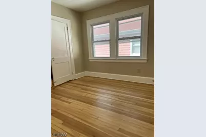 10 Warman St, Montclair, NJ 07042 - Photo 3