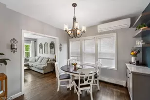 555 E Maple Ave, Woodbridge Township, NJ 07095 - Photo 9