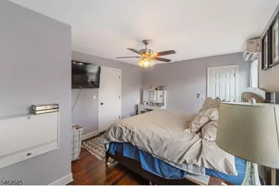 555 E Maple Ave, Woodbridge Township, NJ 07095 - Photo 17