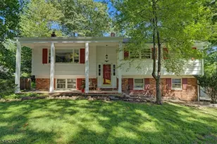 13 Arlington Dr, Denville, NJ 07834 - Photo 1