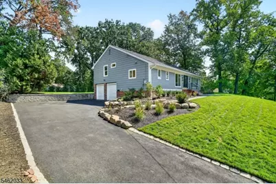 910 Minisink Way, Westfield, NJ 07090 - Photo 9