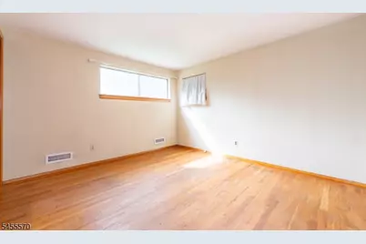 8 John St, Lincoln Park, NJ 07035 - Photo 13