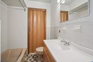 15 McGregor Ave, Mount Arlington, NJ 07856 - Photo 13