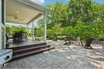 23 Chicopee Dr, Wayne, NJ 07470 - Photo 5