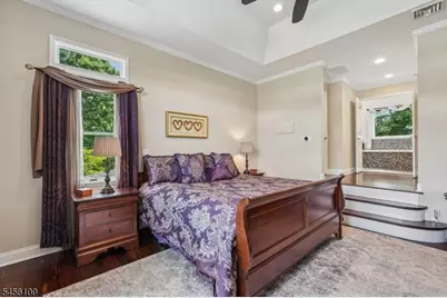 23 Chicopee Dr, Wayne, NJ 07470 - Photo 19