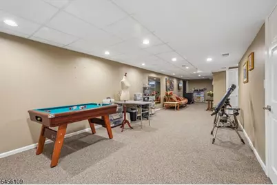 23 Chicopee Dr, Wayne, NJ 07470 - Photo 11