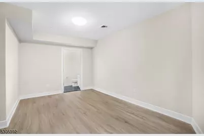 42 Spring St #103, Morristown, NJ 07960 - Photo 9