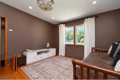 186 Macdonald Dr, Wayne, NJ 07470 - Photo 11