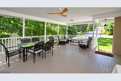 186 Macdonald Dr, Wayne, NJ 07470 - Photo 21