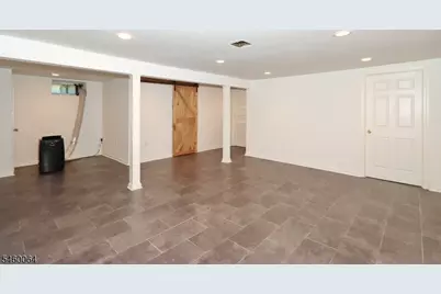 293 Cherry Hill Rd, Mountainside, NJ 07092 - Photo 19