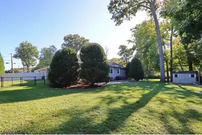 293 Cherry Hill Rd, Mountainside, NJ 07092 - Photo 21