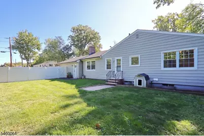 293 Cherry Hill Rd, Mountainside, NJ 07092 - Photo 23