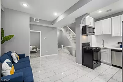 153 Danforth Ave #2, Jersey City, NJ 07305 - Photo 3