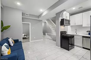 153 Danforth Ave, Jersey City, NJ 07305 - Photo 3