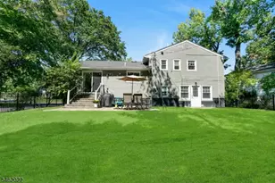 2 Tuers Pl, Montclair, NJ 07043 - Photo 31