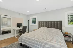 2 Tuers Pl, Montclair, NJ 07043 - Photo 11