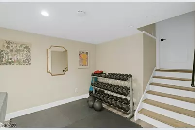 2 Tuers Pl, Montclair, NJ 07043 - Photo 25
