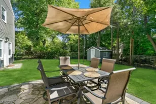 2 Tuers Pl, Montclair, NJ 07043 - Photo 27