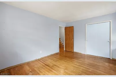 107 Severin Ct, Cranford Township, NJ 07016 - Photo 5