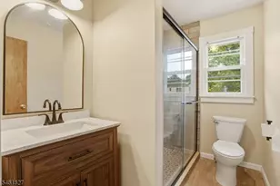 107 Severin Ct, Cranford Township, NJ 07016 - Photo 9