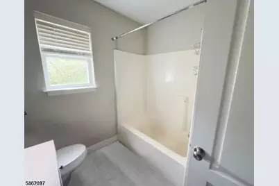 8619 Brittany Dr, Wayne, NJ 07470 - Photo 7