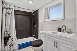 62 Wilson Pl, Irvington, NJ 07111 - Photo 19