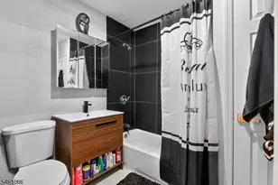 62 Wilson Pl, Irvington, NJ 07111 - Photo 31