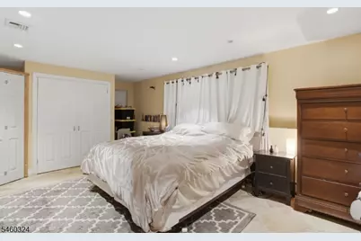 10 Rosemere Ave, West Caldwell, NJ 07006 - Photo 17