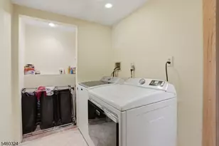10 Rosemere Ave, West Caldwell, NJ 07006 - Photo 19