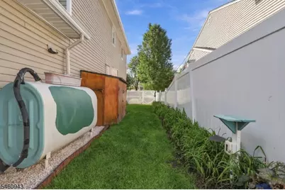 537 Wills Rd, Roxbury Township, NJ 07850 - Photo 37