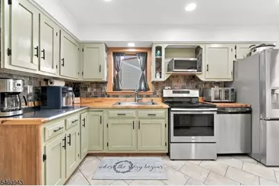 537 Wills Rd, Roxbury Township, NJ 07850 - Photo 3