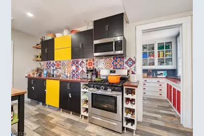 165 Dodd St, East Orange, NJ 07017 - Photo 11