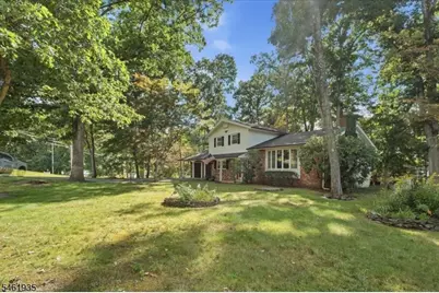 571 Green Pond Rd, Rockaway Township, NJ 07866 - Photo 5