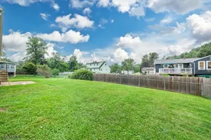 29 Thistle Ave, Vernon Twp., NJ 07418 - Photo 3