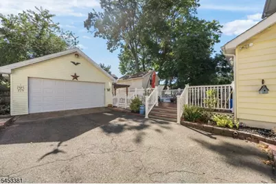 62 Kirk St, West Orange Township, NJ 07052 - Photo 33