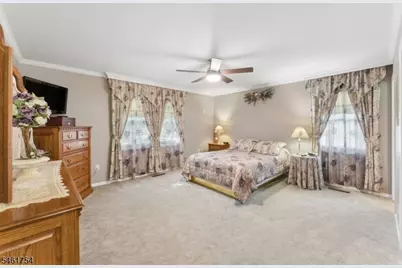 34 Hughes Rd, Franklin Township, NJ 08873 - Photo 21