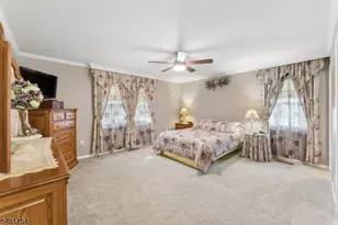 34 Hughes Rd, Franklin Township, NJ 08873 - Photo 21