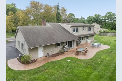 34 Hughes Rd, Franklin Township, NJ 08873 - Photo 37