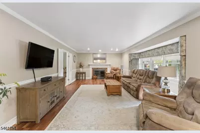 34 Hughes Rd, Franklin Township, NJ 08873 - Photo 9