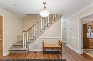 34 Hughes Rd, Franklin Township, NJ 08873 - Photo 7