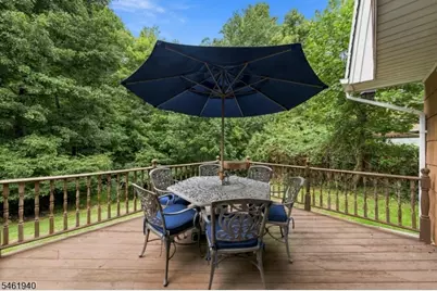 61 Geoffrey Way, Wayne, NJ 07470 - Photo 33