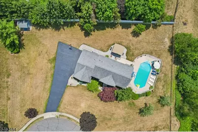 33 Hughey Ln, Hillsborough Township, NJ 08844 - Photo 37
