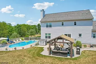 33 Hughey Ln, Hillsborough Township, NJ 08844 - Photo 41