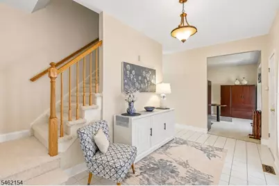 33 Hughey Ln, Hillsborough Township, NJ 08844 - Photo 5