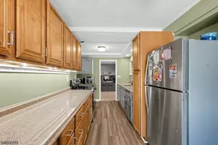 22 Dartford Rd, Parsippany, NJ 07950 - Photo 21