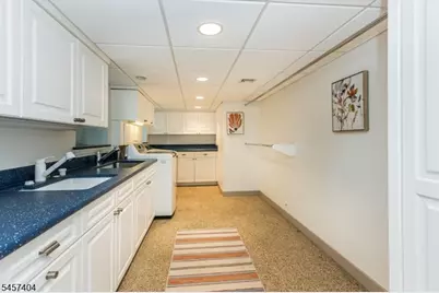 174 Highland Ave, Montclair, NJ 07042 - Photo 39