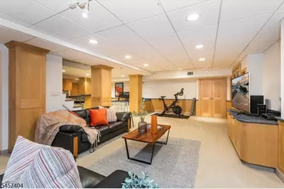 174 Highland Ave, Montclair, NJ 07042 - Photo 37